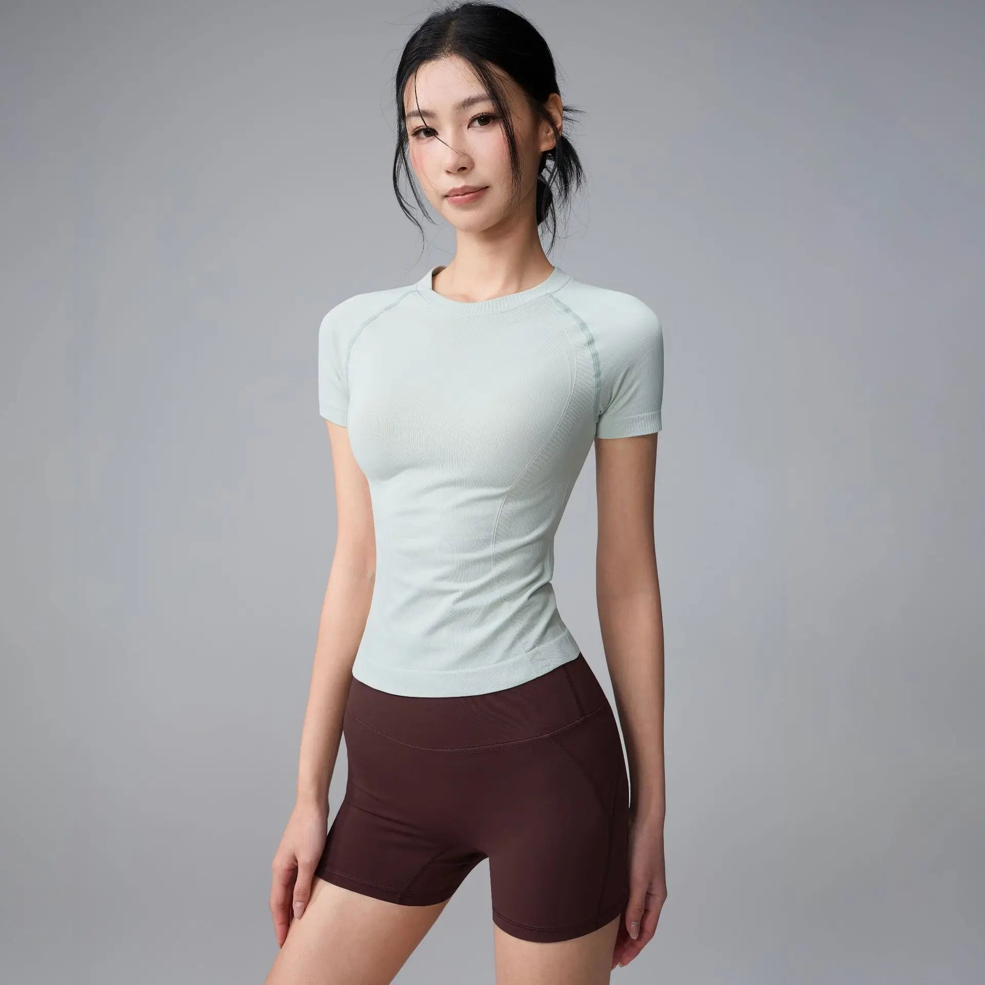 Women's Slim-Fit Short-Sleeve Pilates Top with a Slimming Effec...